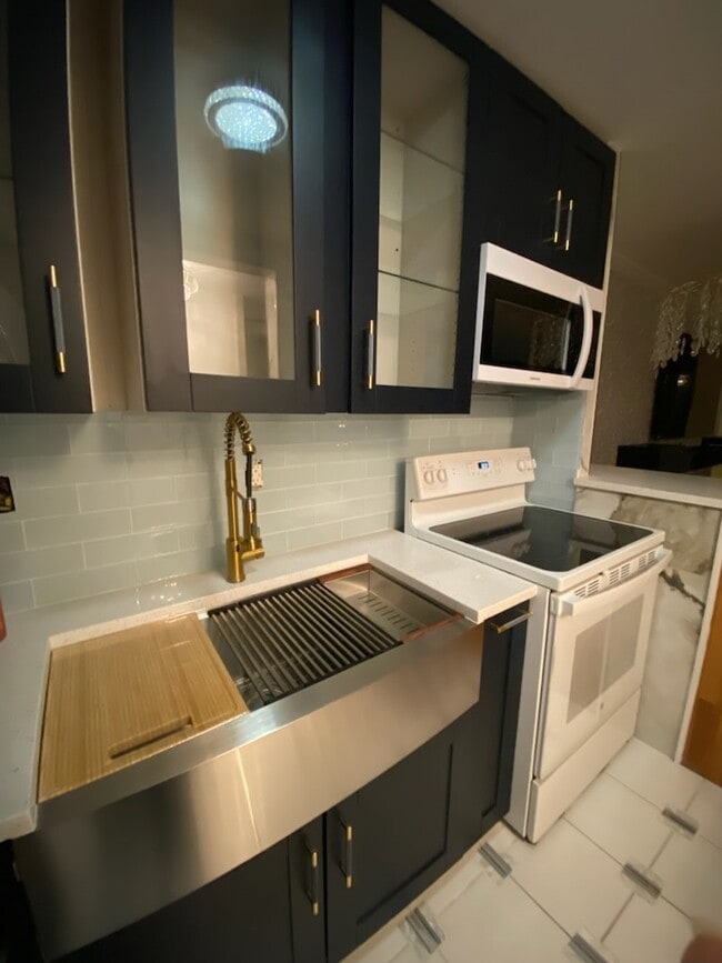 Photo - 5455 N Sheridan Rd Unit 3509