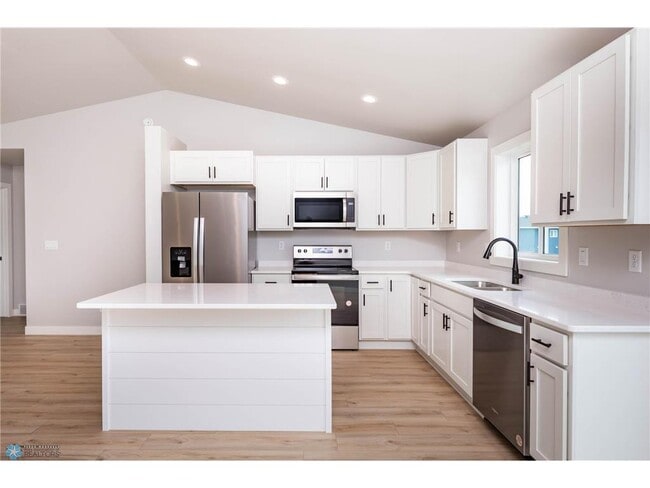 Photo - 6718 68th St S