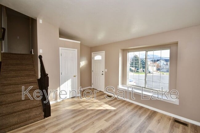 Photo - 3061 N 1300 E