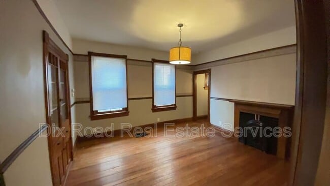 Photo - 808 Campbell Ave