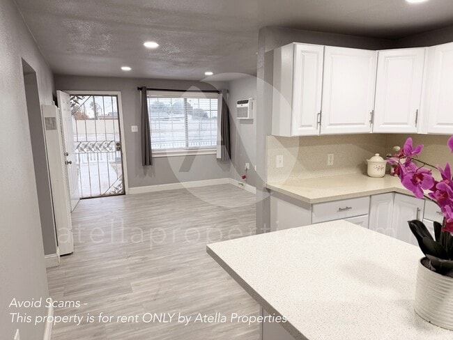 Photo - 25781 7th Ave