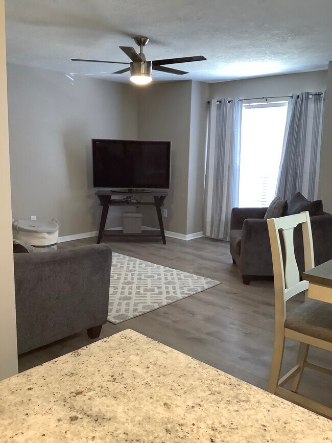 Photo - 2402 Sycamore Ave