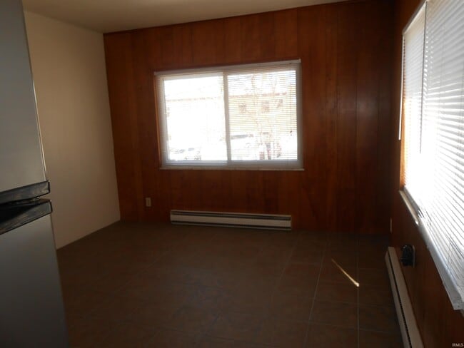 Photo - 339 S Lincoln St Unit E