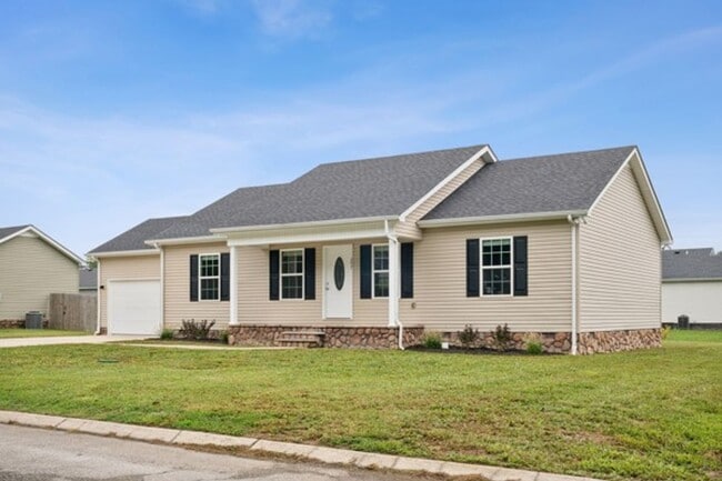 Building Photo - COMING SOON.....Adorable 3 Bedroom Home in Tullahoma!