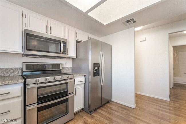 Photo - 1851 Hillpointe Rd Unidad 1522