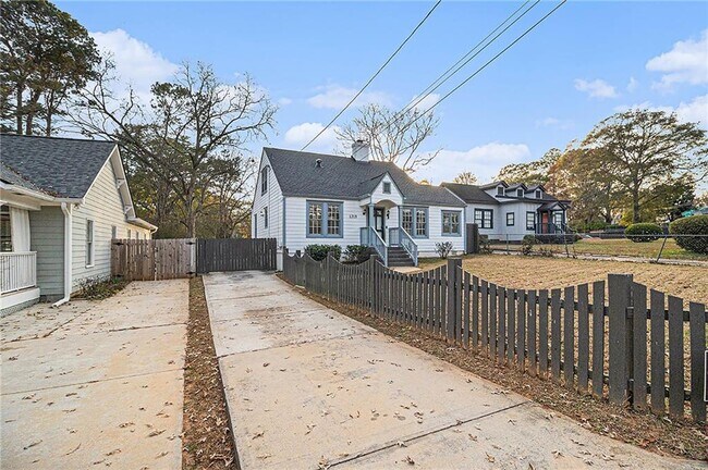 Photo - 1719 Flat Shoals Rd SE