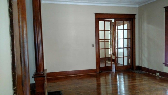 Building Photo - 32 Fuller Ave SE