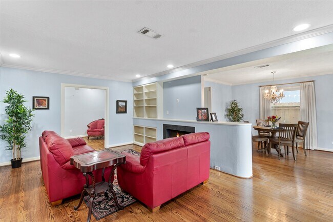 Photo - 2337 Sheridan St