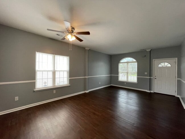 Photo - Lovely Single Family House with New Flooring & Paint! 2-Car Garage
