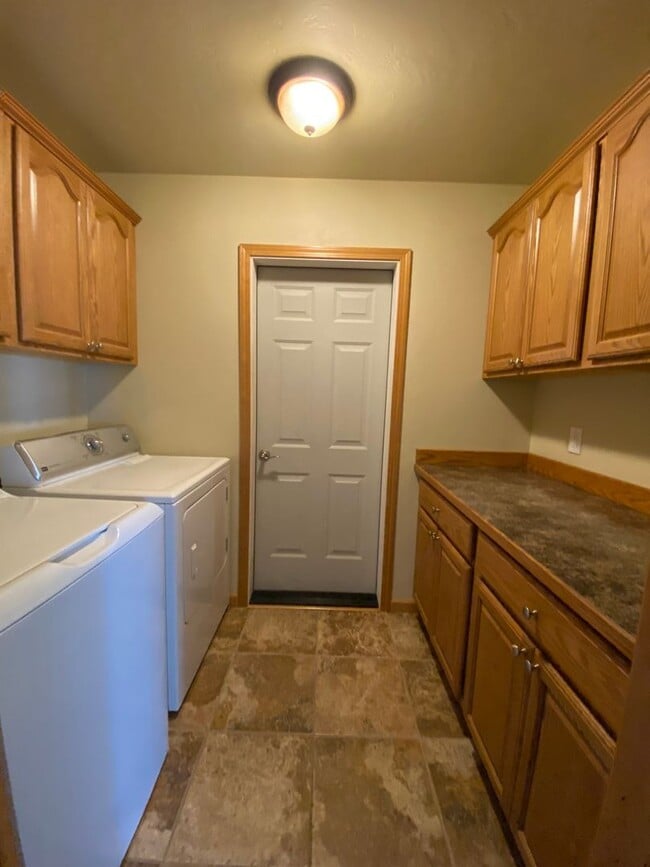 Photo - 3 Bed/2 Bath Home with Columbia River & Mt...