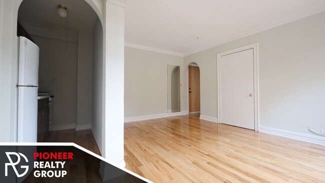 Photo - 429 W Roscoe St Unit 507