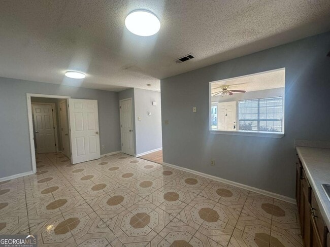 Photo - 471 Eagles Crossing Cir