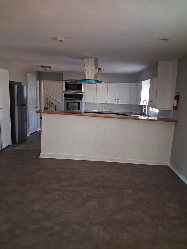 Photo - 156 Chippewa Cir