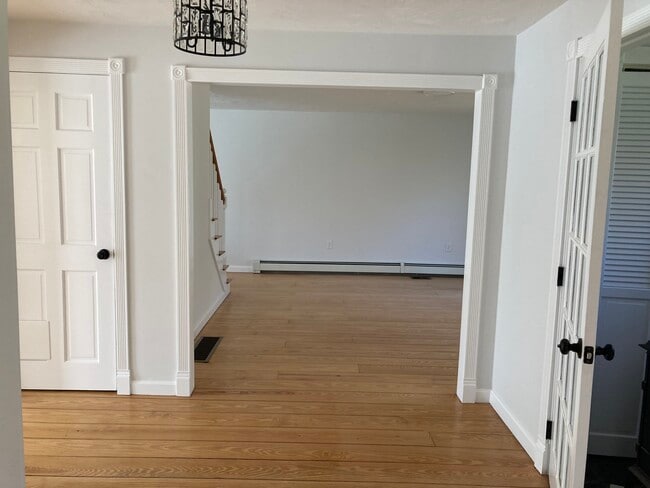 Front foyer area - 2 Sea Pines Ln