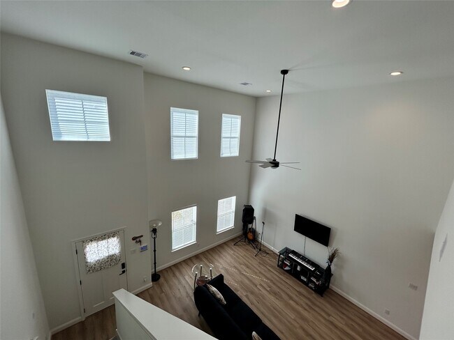 Photo - 12011 Rockview Drive