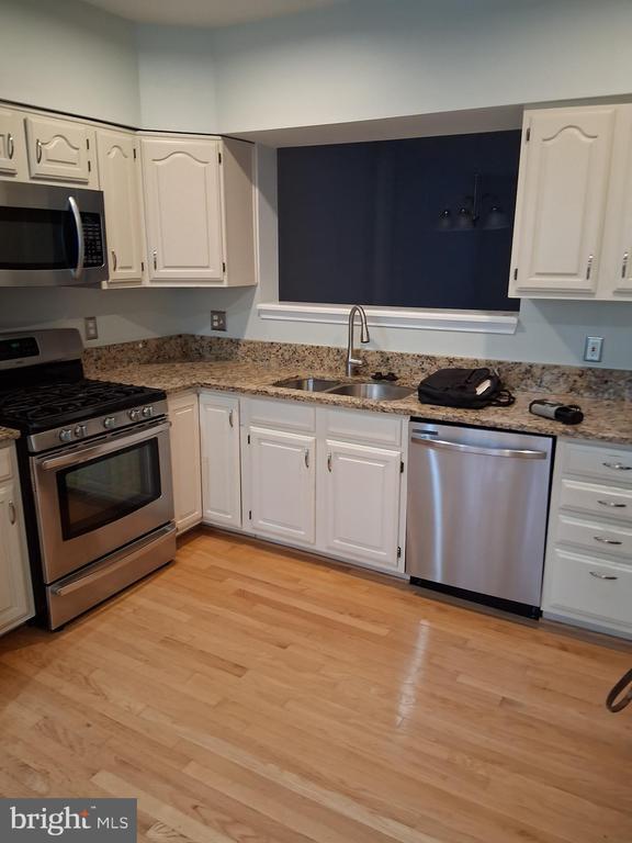 Photo - 1384 Park Garden Ln