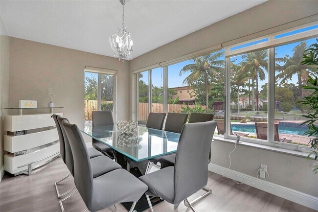 Photo - 1773 SW 28th Way