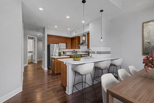 Photo - Congress Park High Rise Living! Huge Main Floor 2 Bed 2 Bath Unit 102