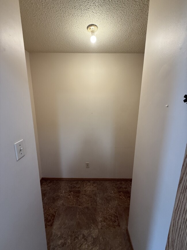 Photo - 5013 50 St Unit 106