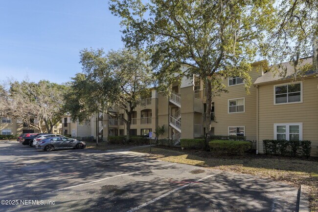 Photo - 19 Arbor Club Dr Unit 319