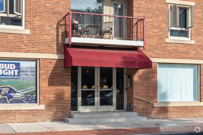 Photo - Henrietta Square