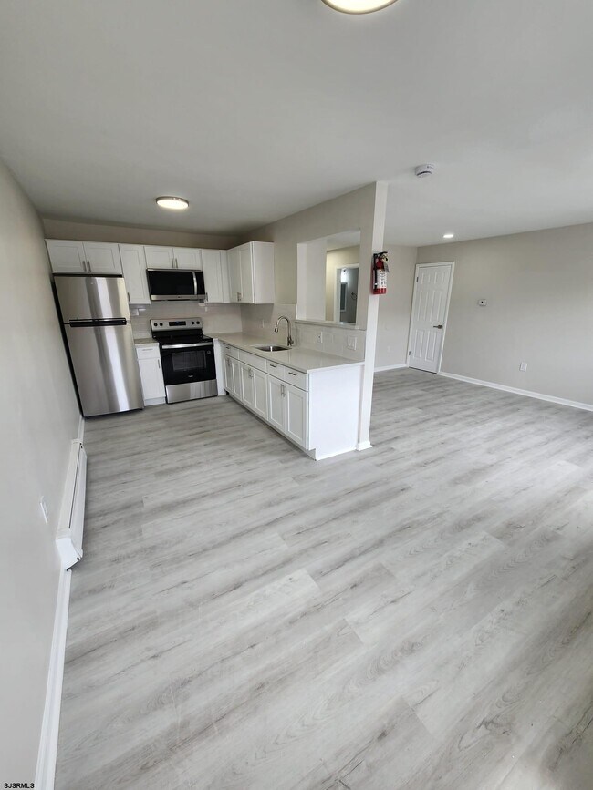 1919 N Missouri Ave Unit B