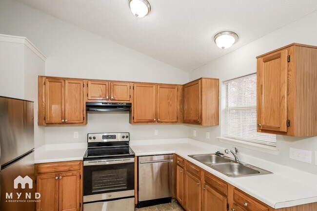 Photo - 710 Greyson Dr