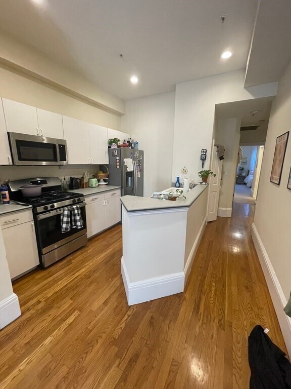 Photo - 183 Saint Botolph St Unidad 2