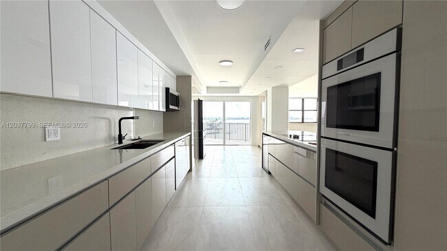Photo - 1800 NE 114th St Unit 604