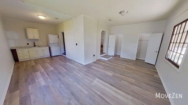 Photo - 412 Hamby St