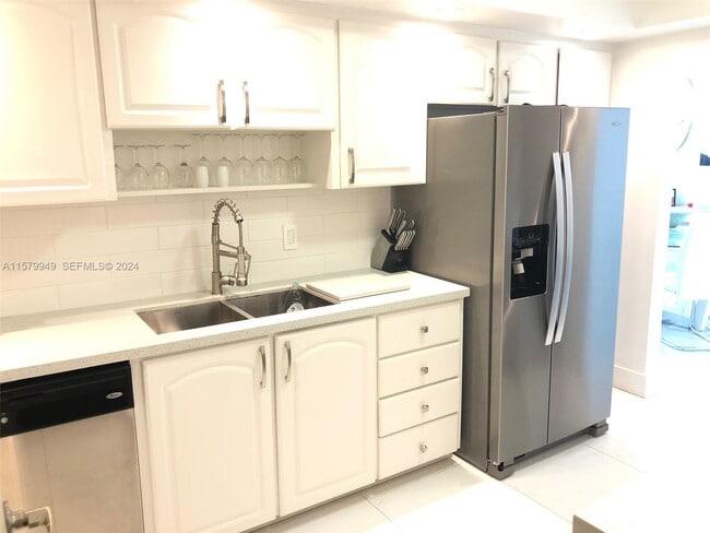 Photo - 3901 S Ocean Dr Unit 14M