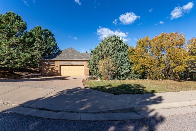 Building Photo - Peaceful University Park Home with Mountai...