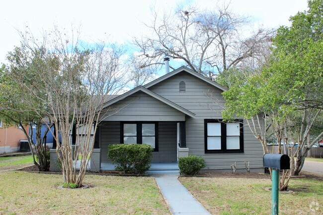 Building Photo - 1500 S Park St Rental