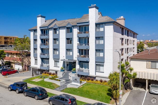 Studio View - Studio View