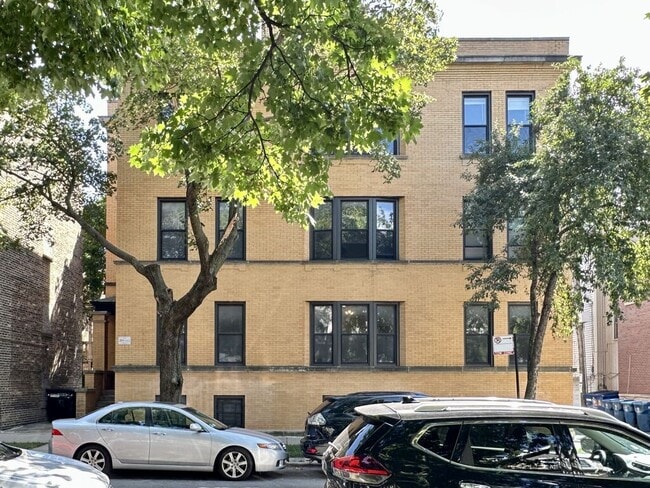 Building Photo - 1107 W Barry Ave Rental