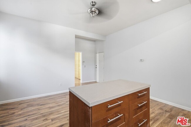 Photo - 141 W Ave 31 Unit 1