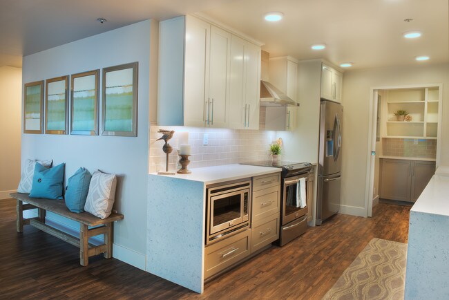 Riverview Tower Apartments