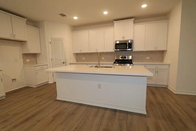 Photo - 1620 Purple Martin Dr