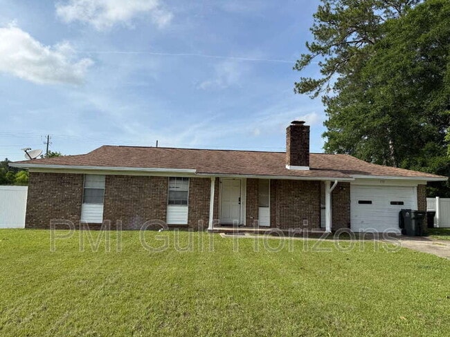 Photo - 738 Carondelay Dr House