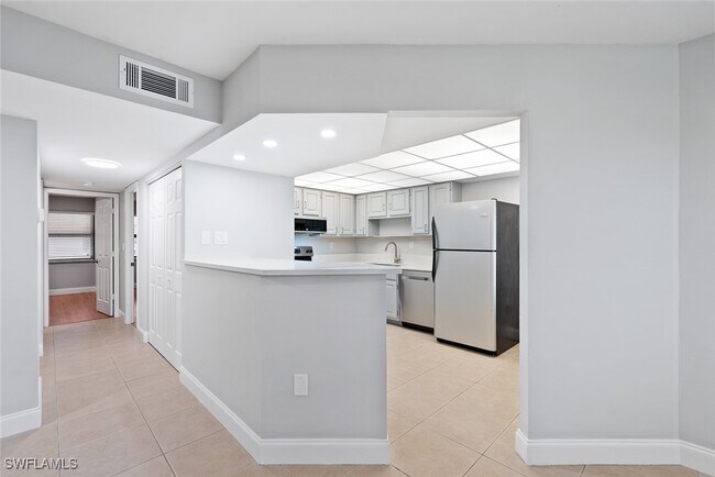 Photo - 1508 Mainsail Dr Unit 1D