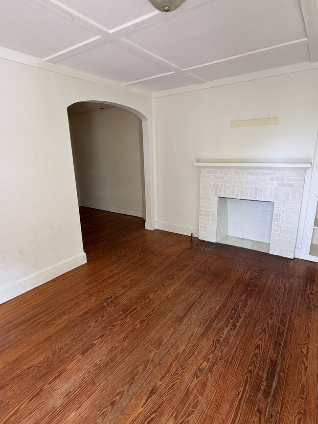 Photo - 147 Center St Unit 2