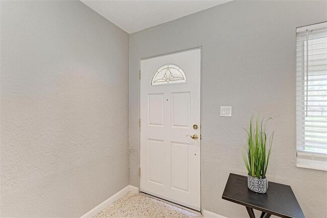 Photo - 6000 Bayou Grande Blvd NE