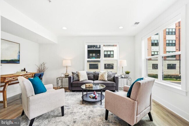 Photo - 3104 Royal Fern Pl