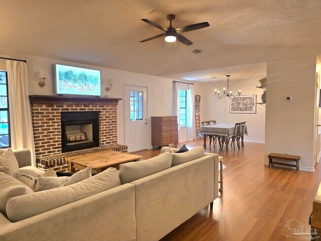 Photo - 5949 Rolling Greens Dr