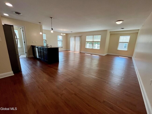 Photo - 74 Weibel Ave