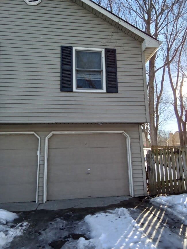 Photo - COMING SOON!! Large SF in Lee's Summit