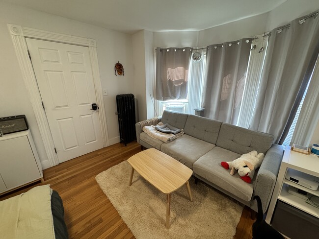 Building Photo - 21 Blake St