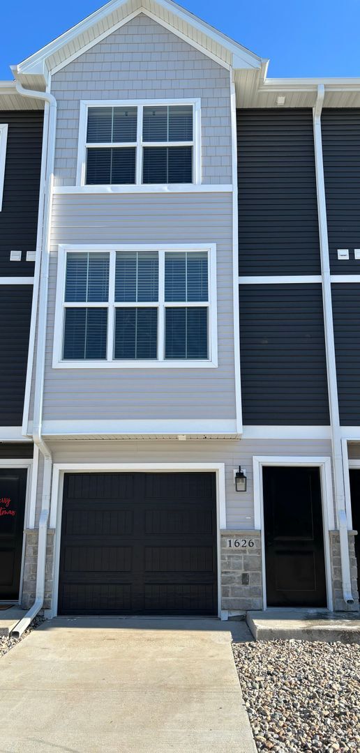 Photo - Grand Valley Townhomes