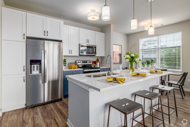 Interior Photo - Seasons at North Aurora Rental