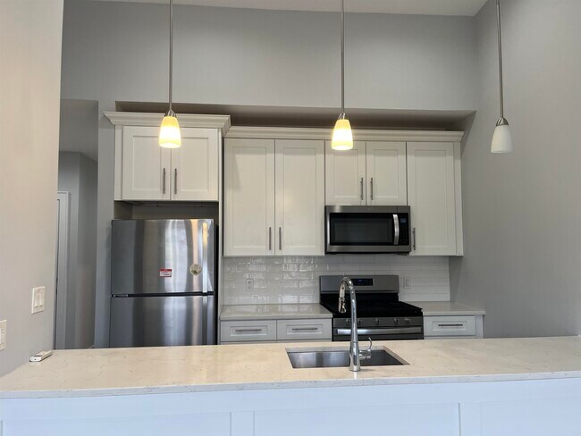 Photo - 137 Prospect St Unit 3